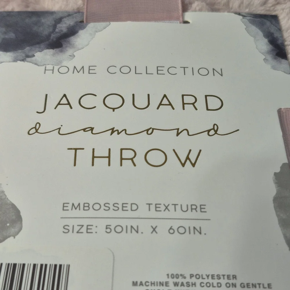 Home Collection jacquard diamond